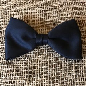 Vintage Ormond bow tie.
